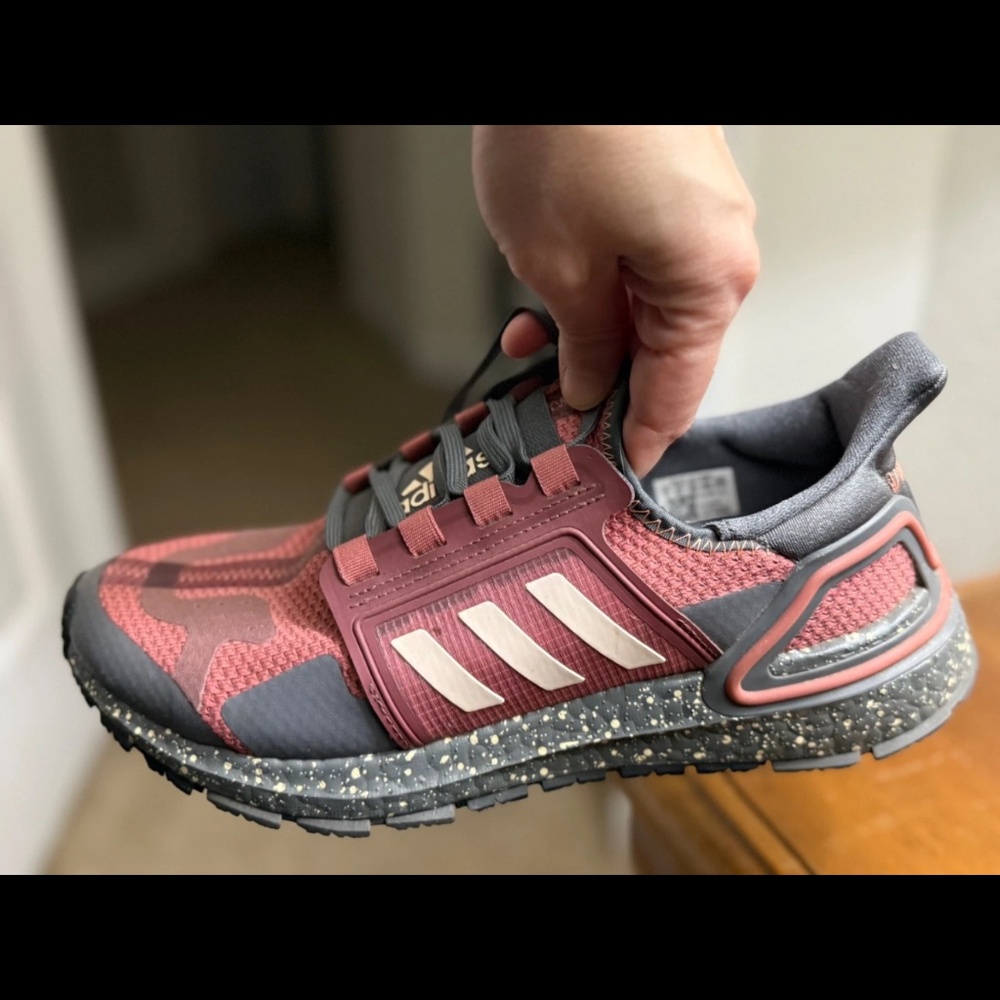 Adidas Ultraboost DNA City Xplorer "Wonder Red" Women's Size 8 Running Shoes